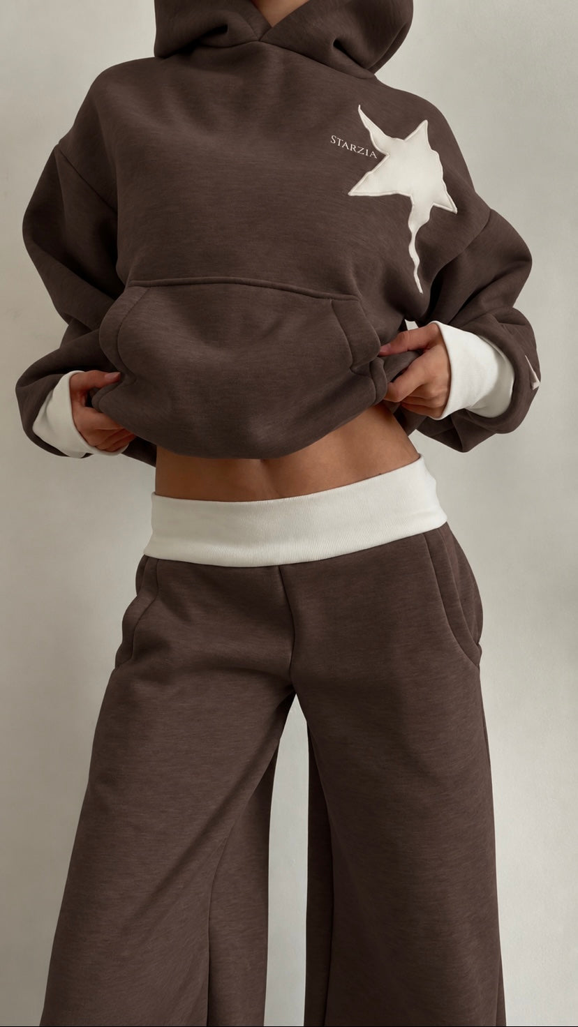 Slower days hoodie in chocolate brown