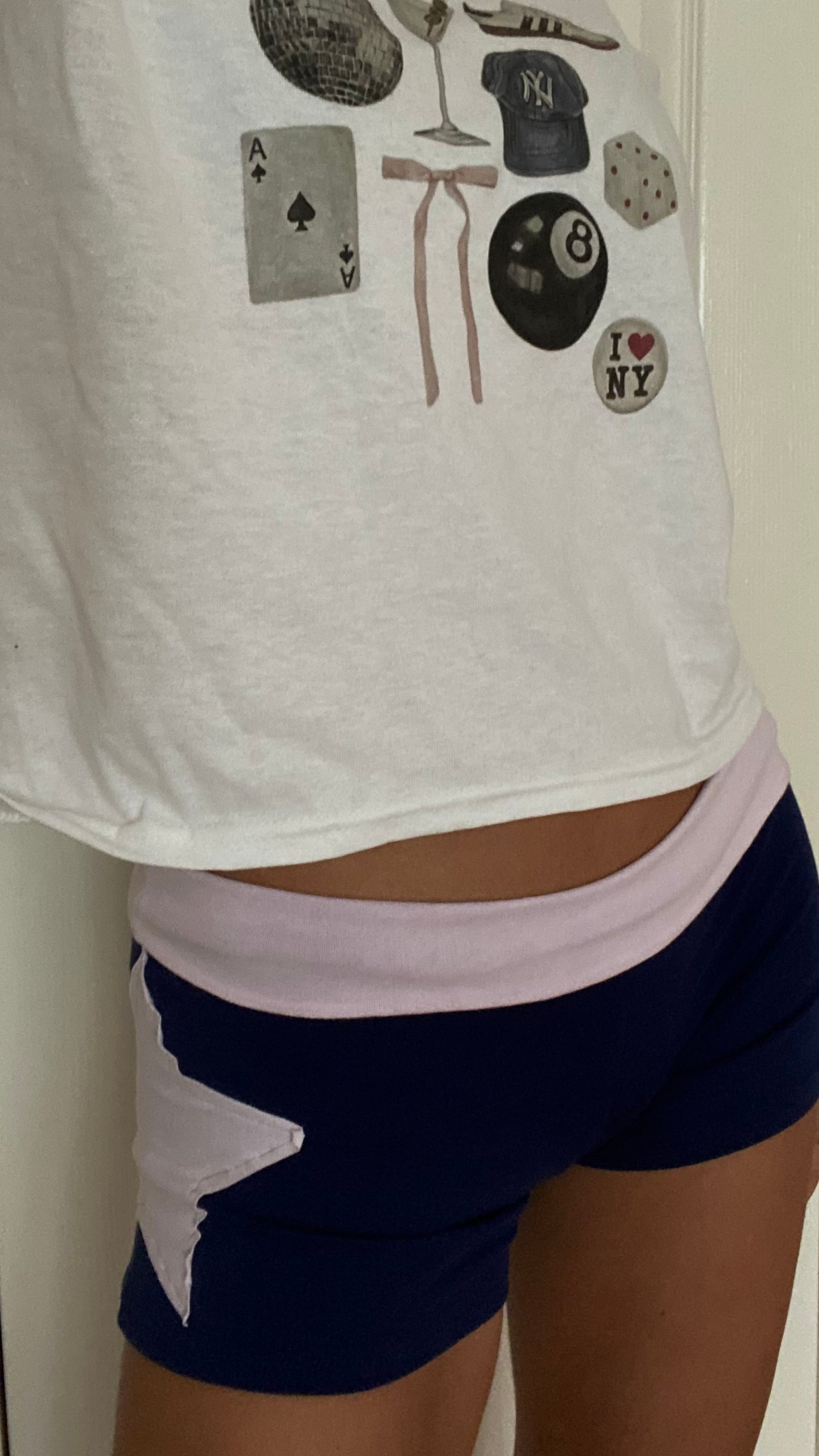 Star shorts in navy/pink