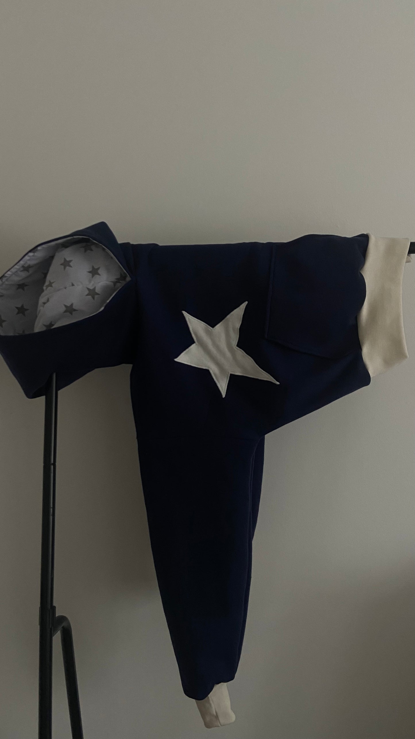 Starzia hoodie in navy/off white