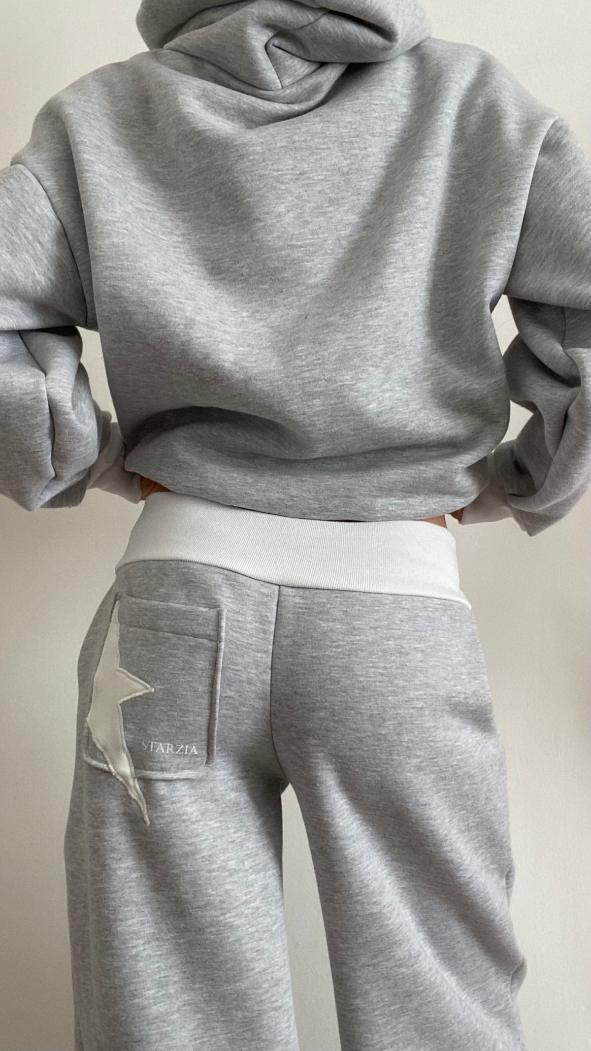 Slower days joggers in grey