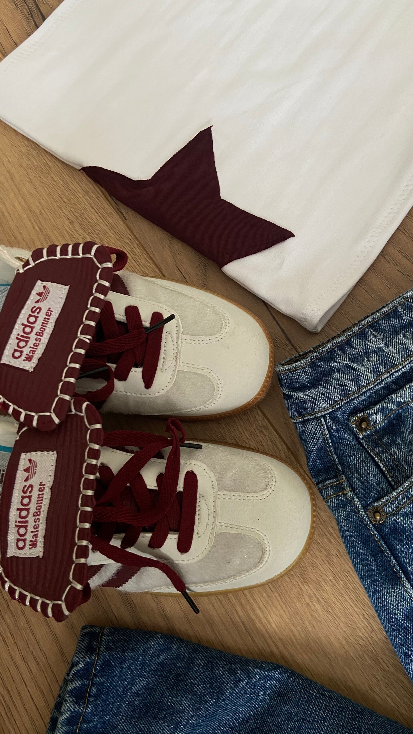 Star bandeau in white/burgundy